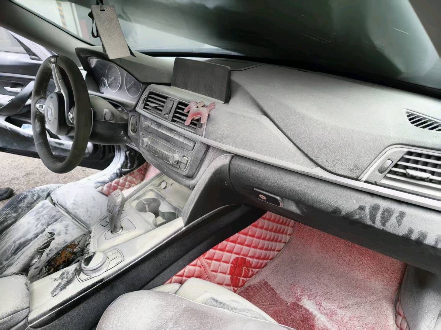 BMW 3 Series GT 2018 car image #10