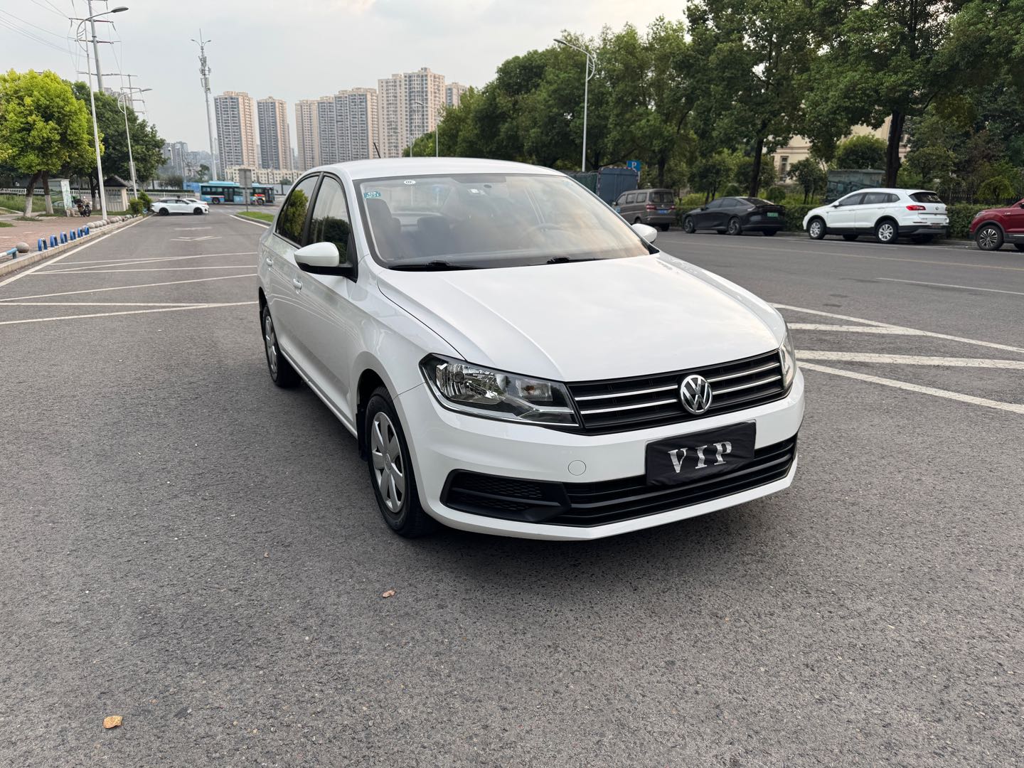 Volkswagen Santana 2019 car image #4
