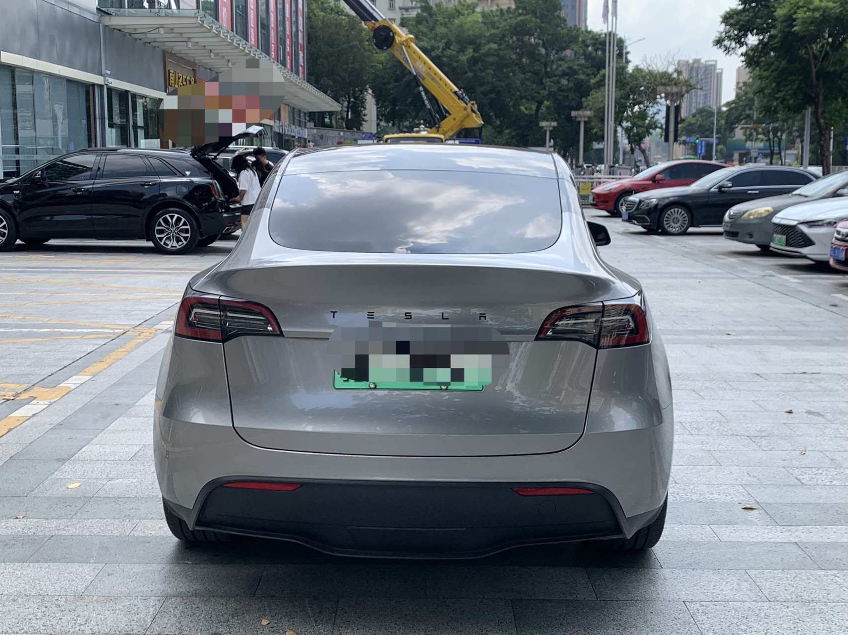 Tesla Model Y 2023 #7 Tesla Model Y 2023 car image #7