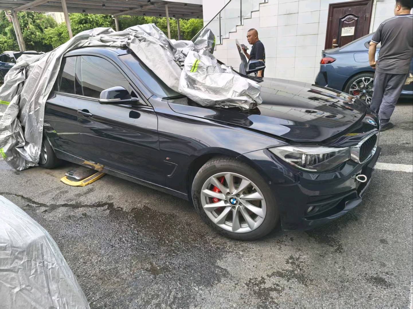BMW 3 Series GT 2018 car image #9