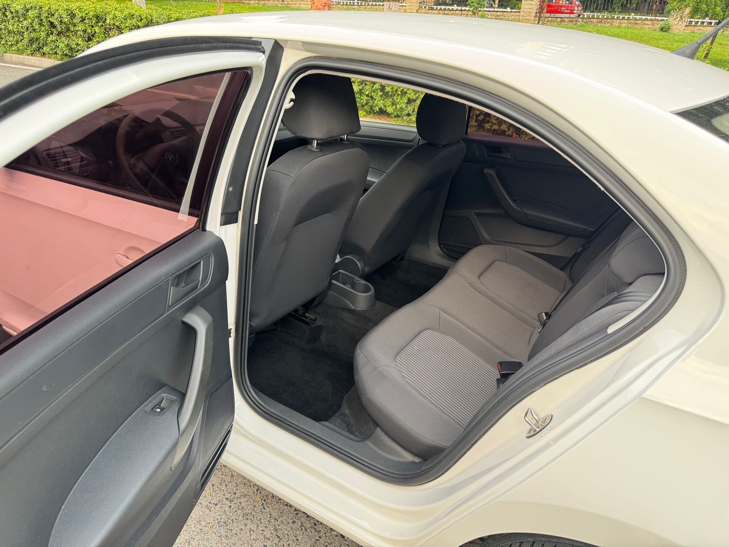 Volkswagen Santana 2019 car image #11