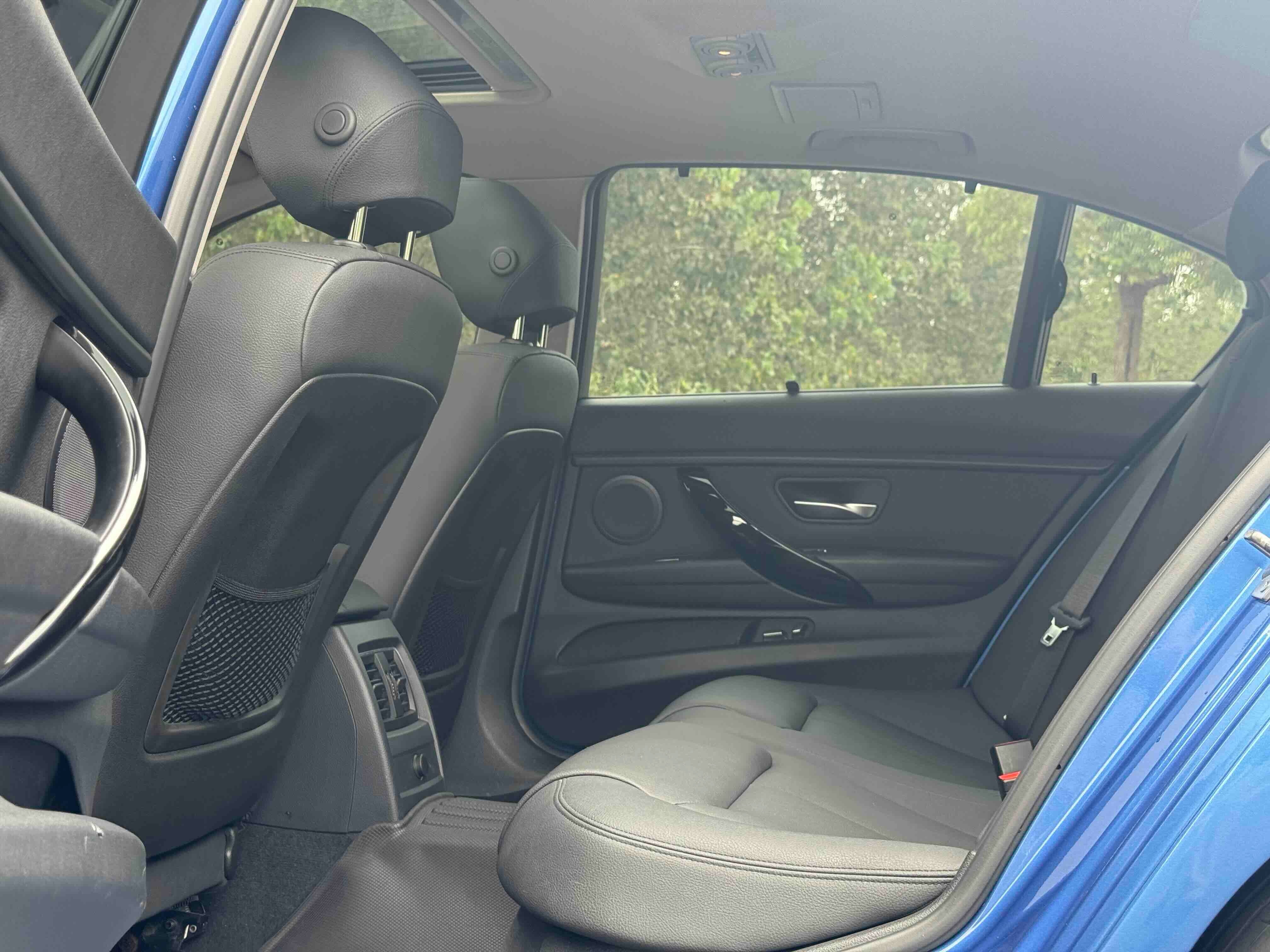 BMW 3 Series 2017 car image #5