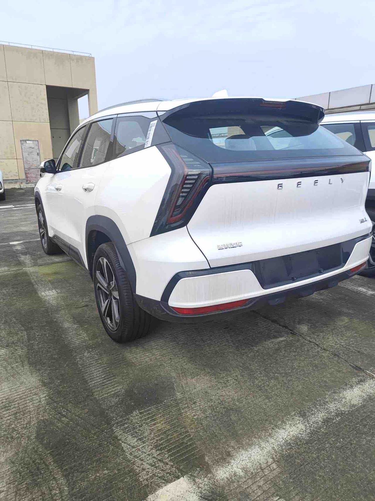 GEELY Boyue L 2025 car image #7
