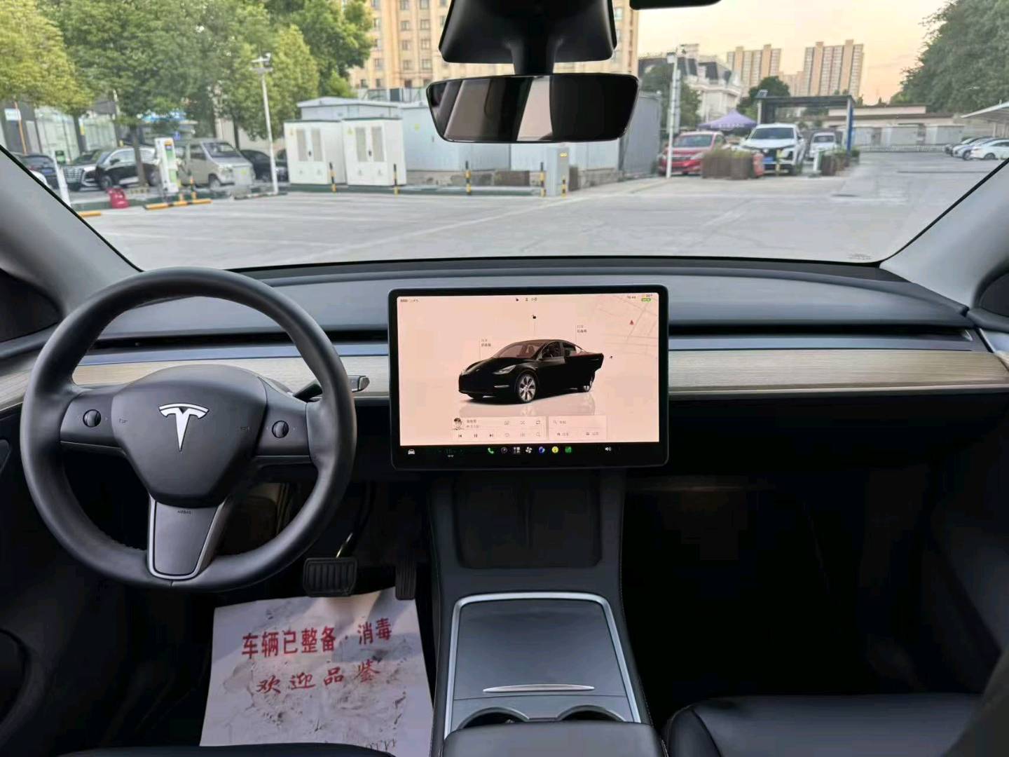 Tesla Model Y 2023 car image #6