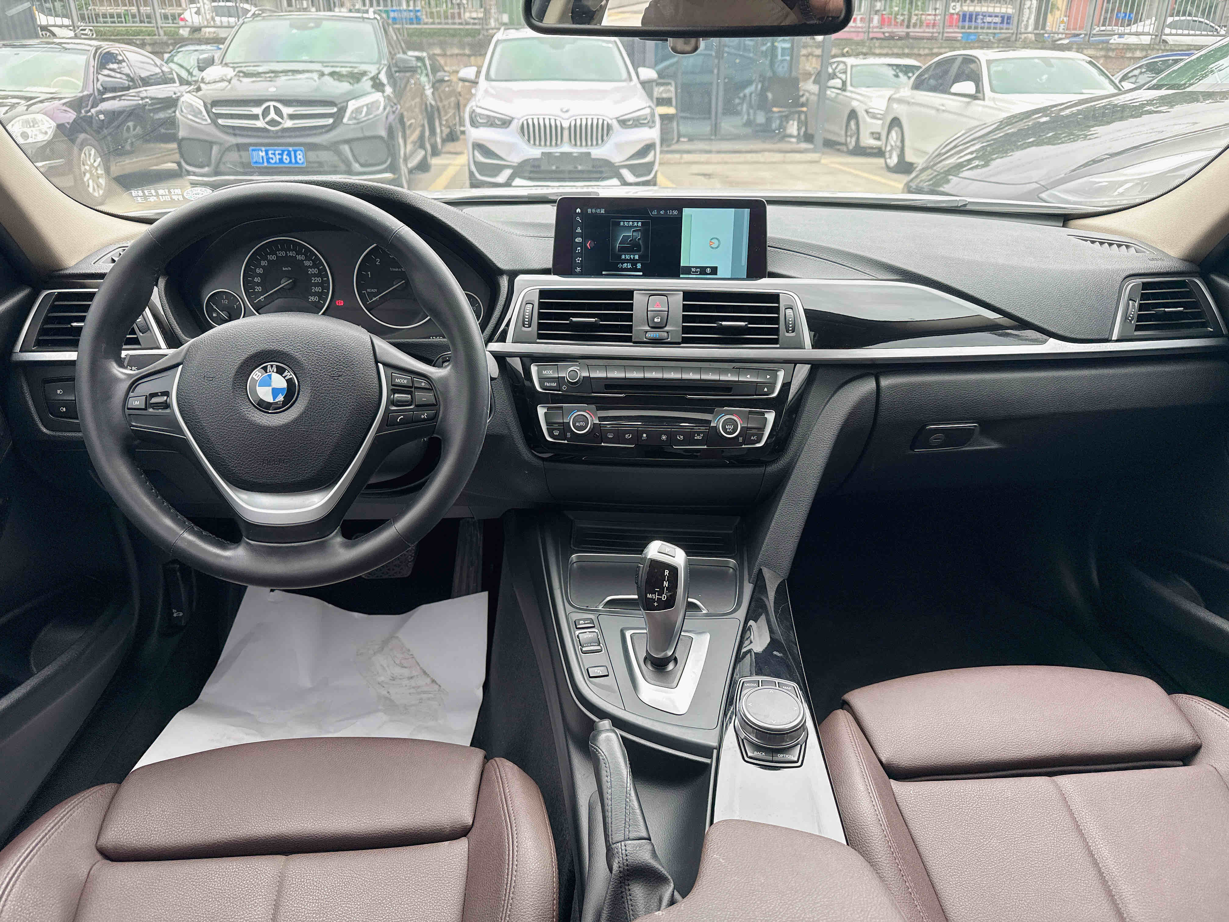 BMW 3 Series 2018 car image #8
