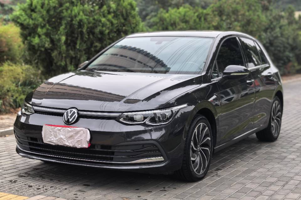 2023 immagine di auto #2