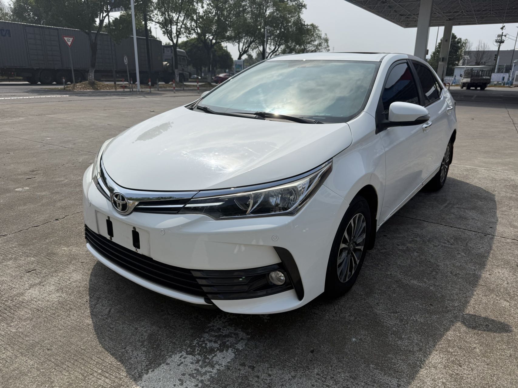 Toyota Corolla 2017 car image #2