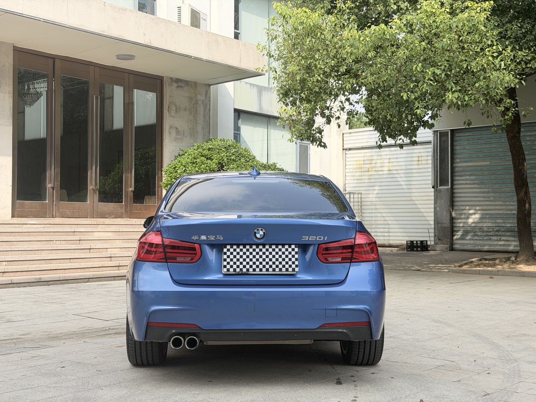 BMW 3 Series 2018 #11 BMW 3 Series 2018 car image #11