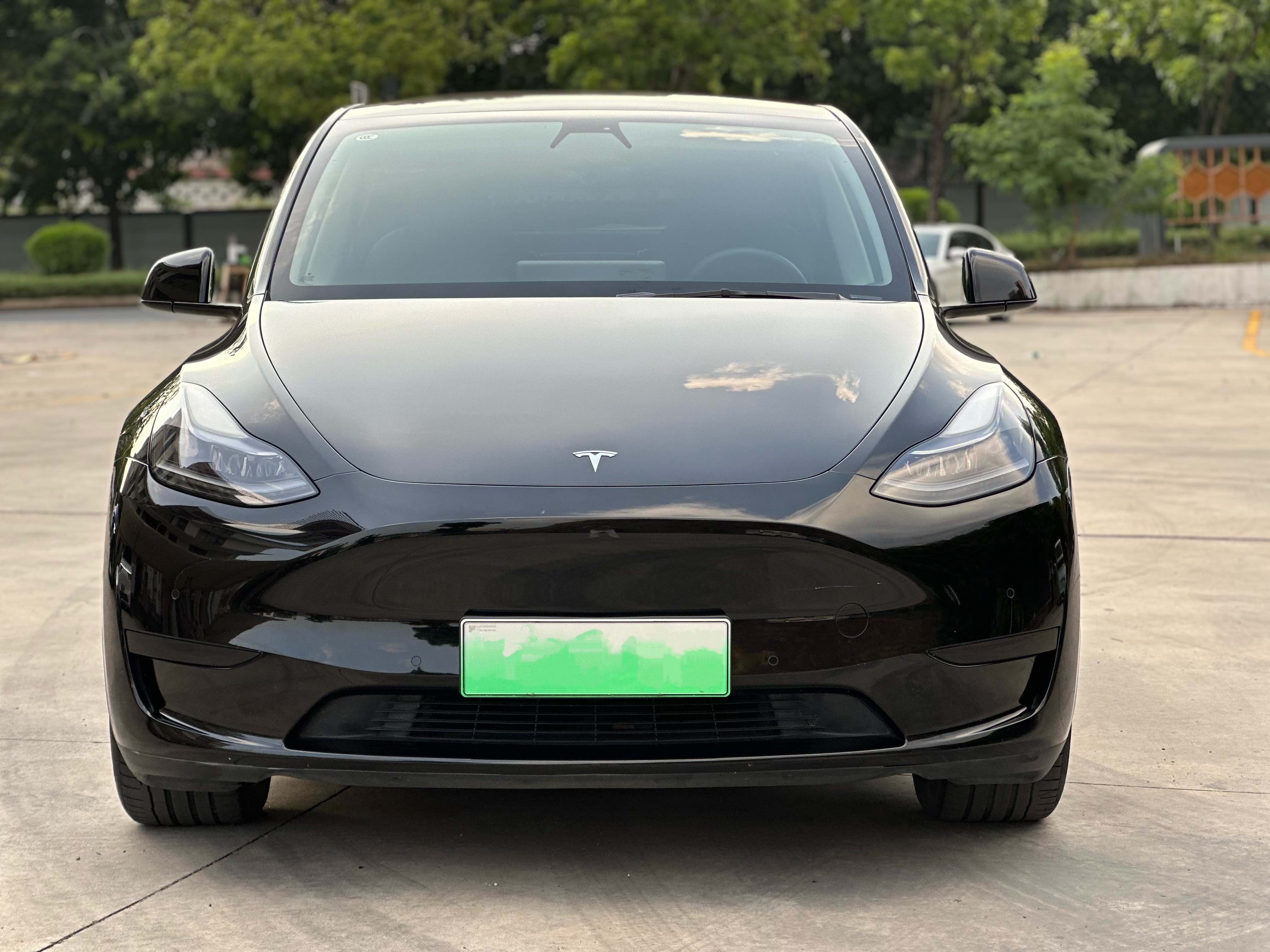 Tesla Model Y 2022 car image #4