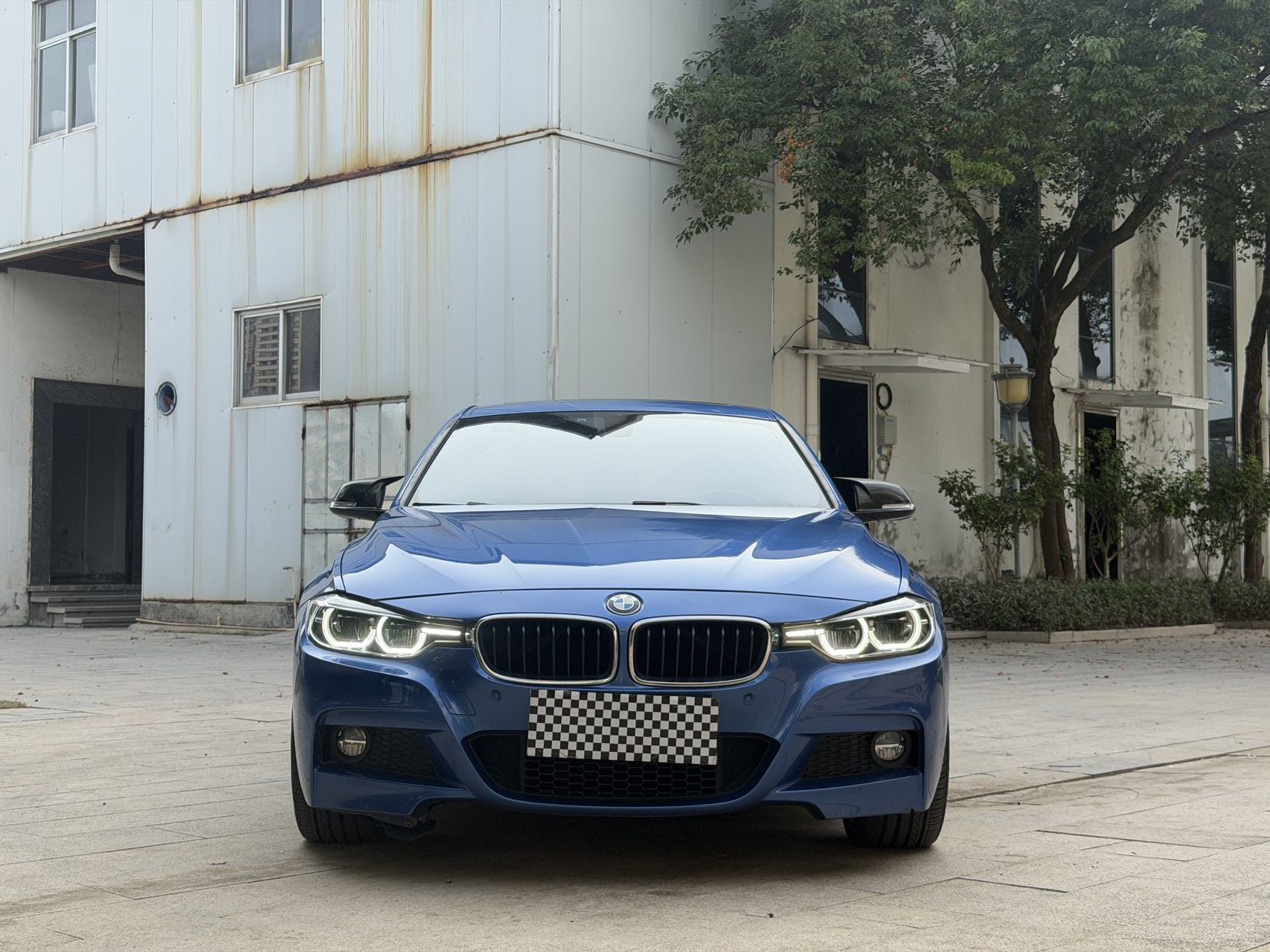 BMW 3 Series 2018 #4 BMW 3 Series 2018 car image #4