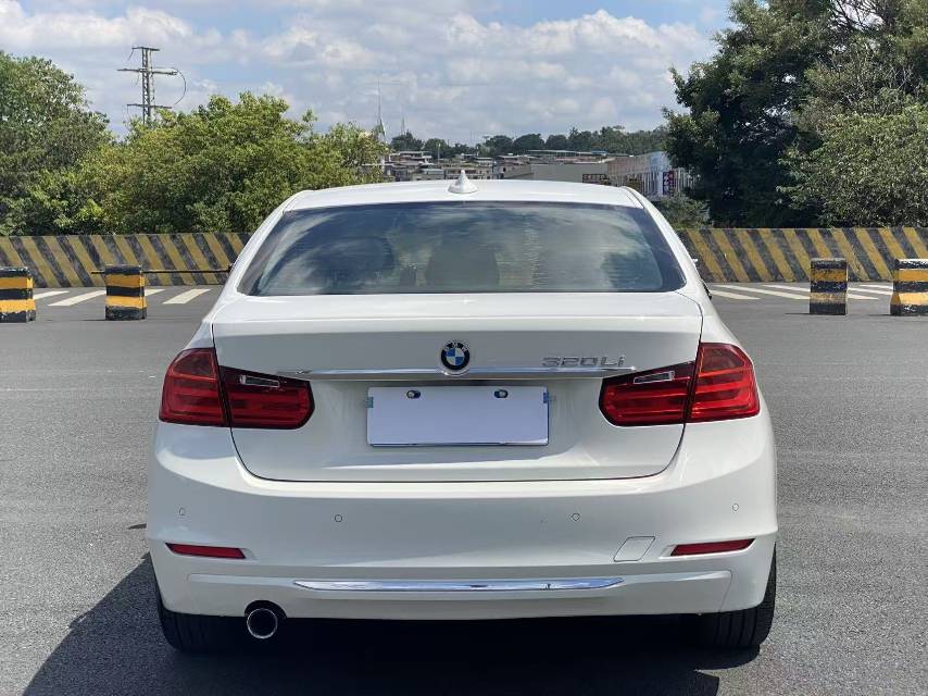 BMW 3 Series 2015 car image #9