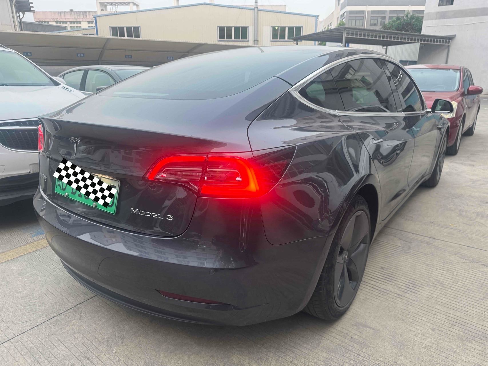 Tesla Model 3 2020 car image #8