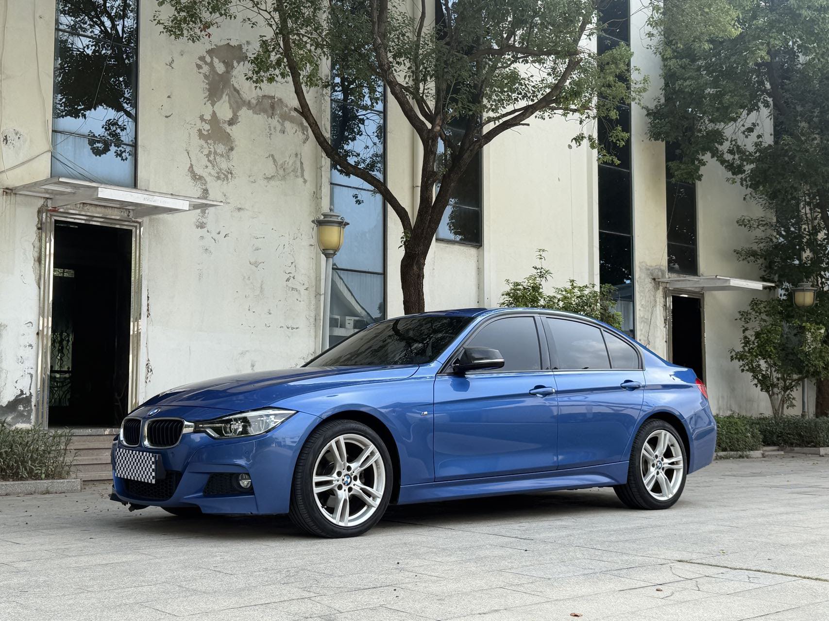 BMW 3 Series 2018 #2 BMW 3 Series 2018 car image #2