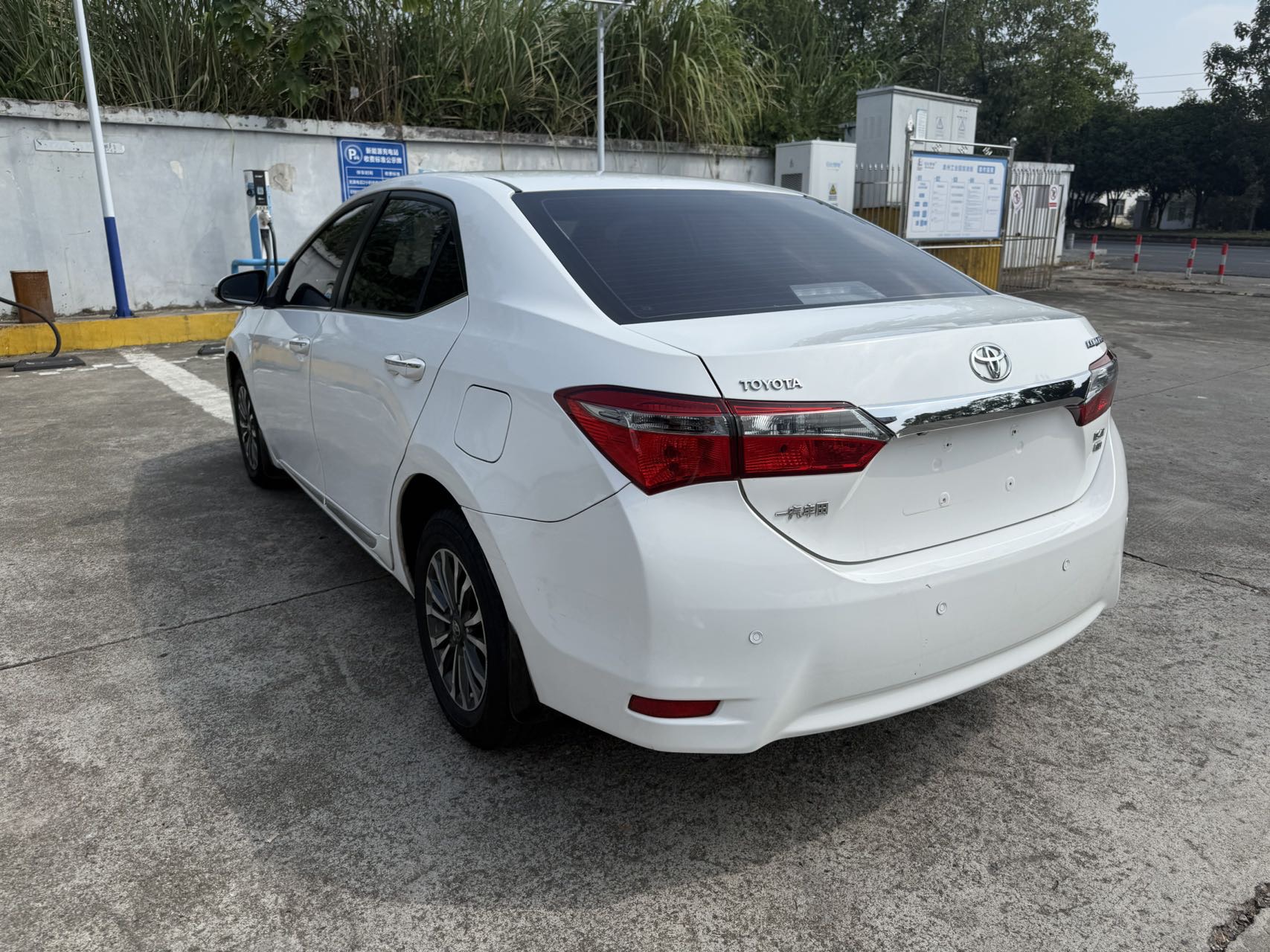 Toyota Corolla 2017 car image #7