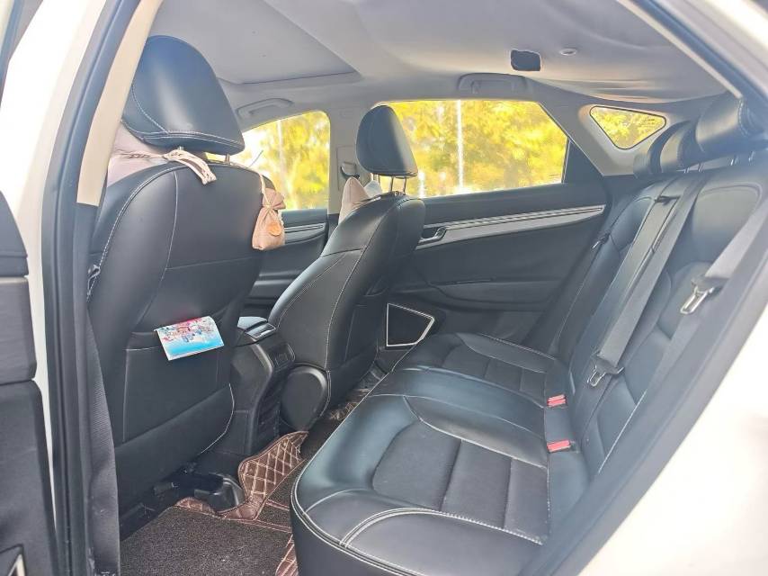 GEELY Emgrand GS 2019 car image #8