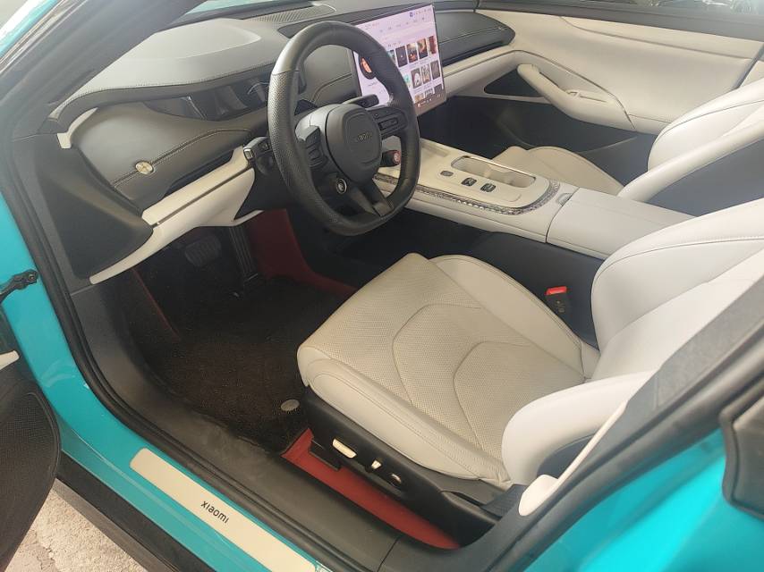 MI SU7 2024 car image #4