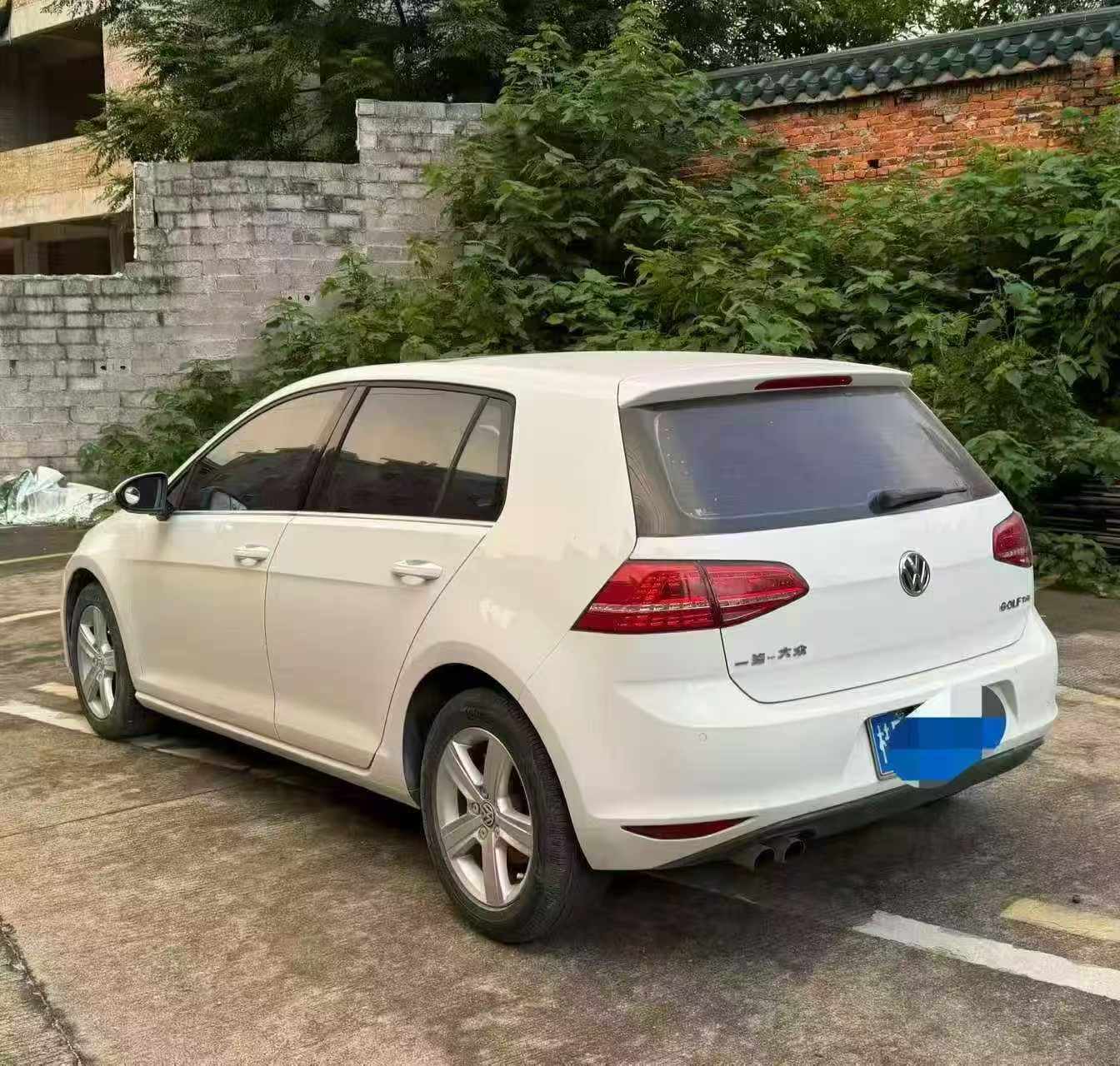 Volkswagen Golf 2014 car image #6