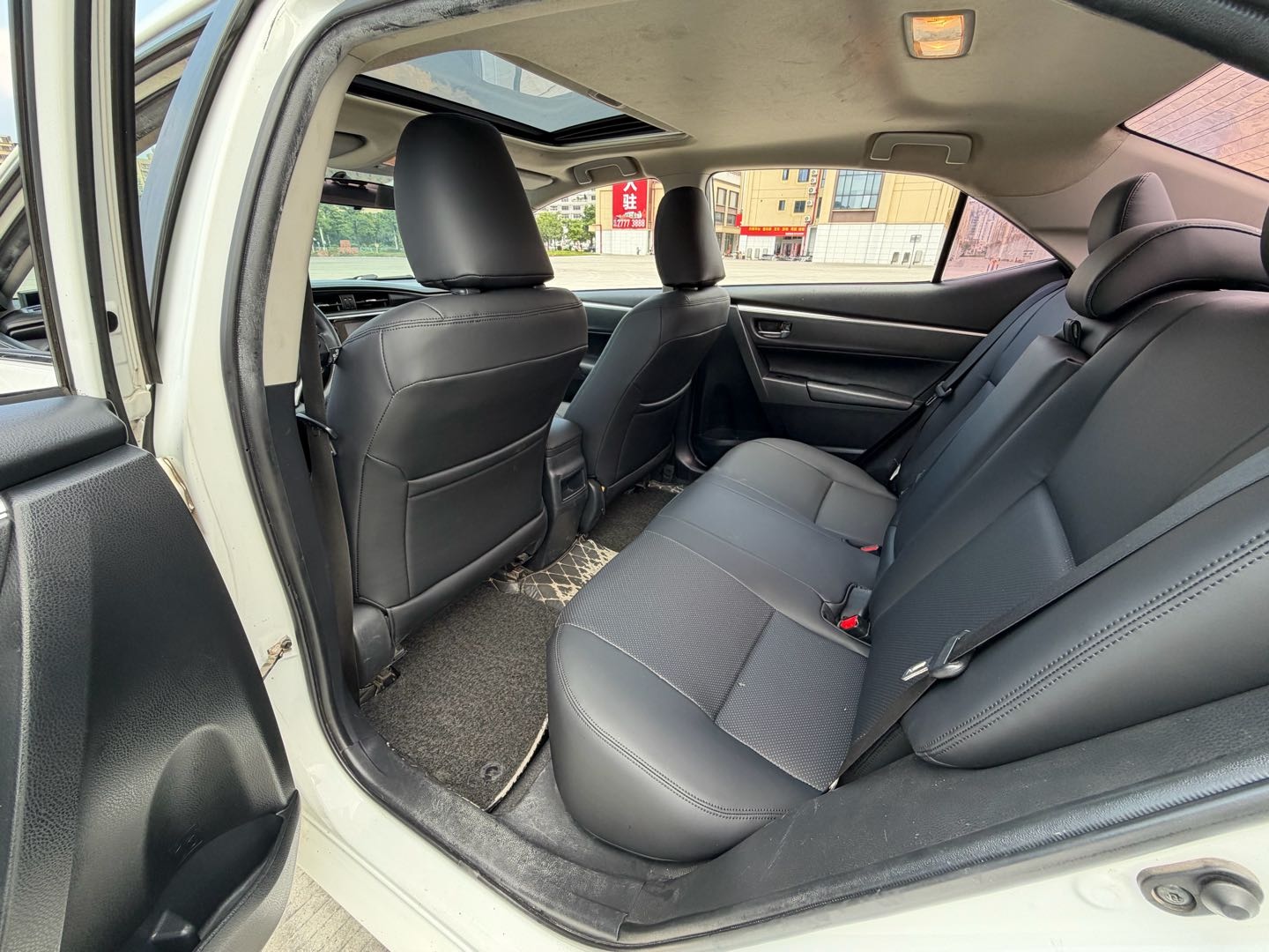 Toyota Corolla 2018 #8 Toyota Corolla 2018 car image #8