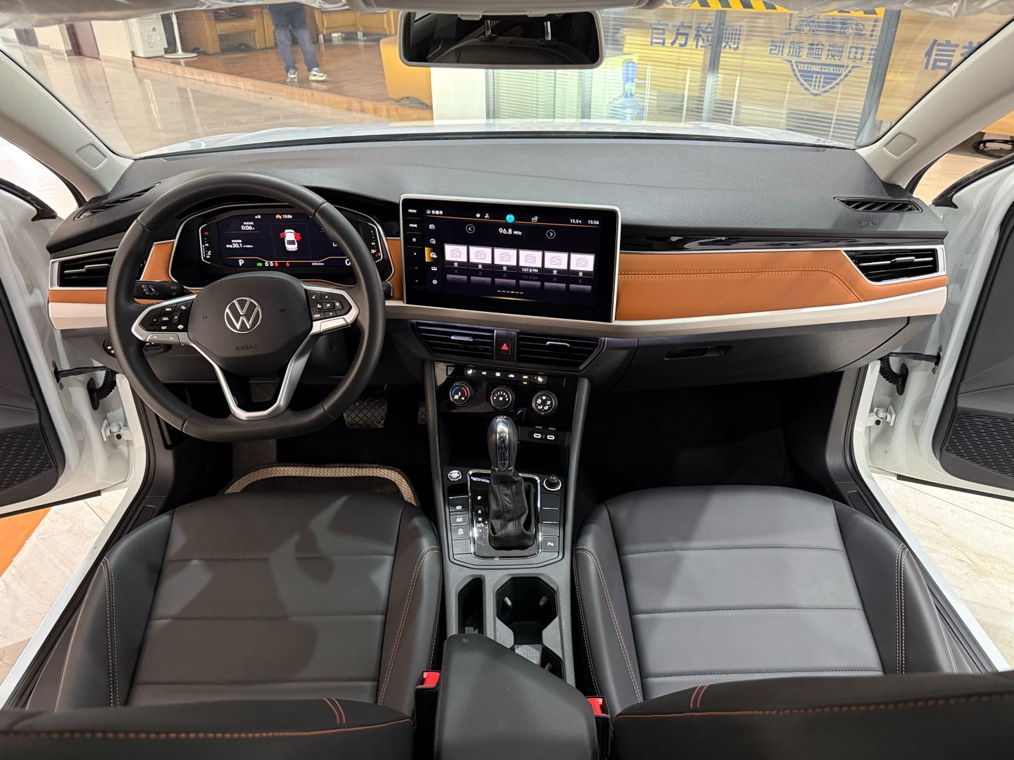2023 #14 2023 immagine di auto #14