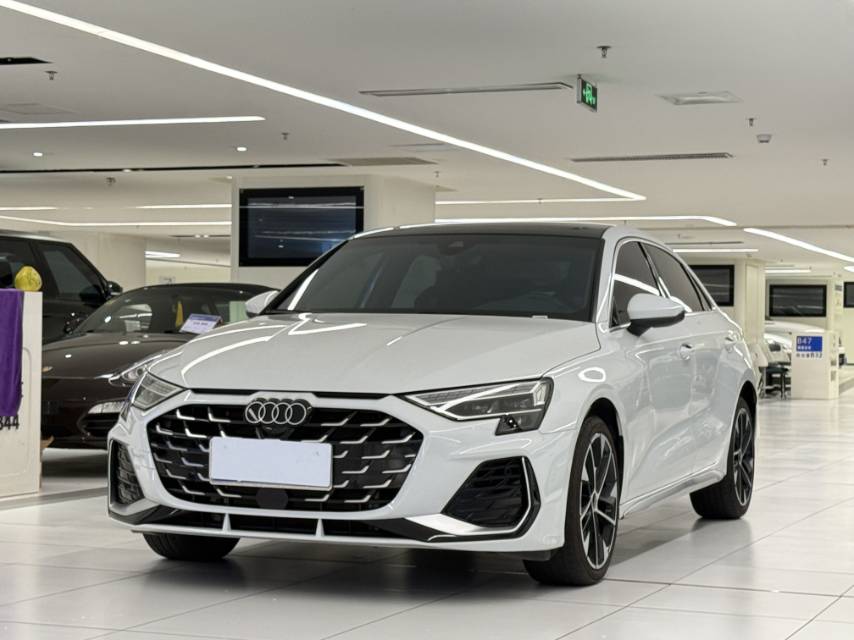 Audi A3 2025 car image #2