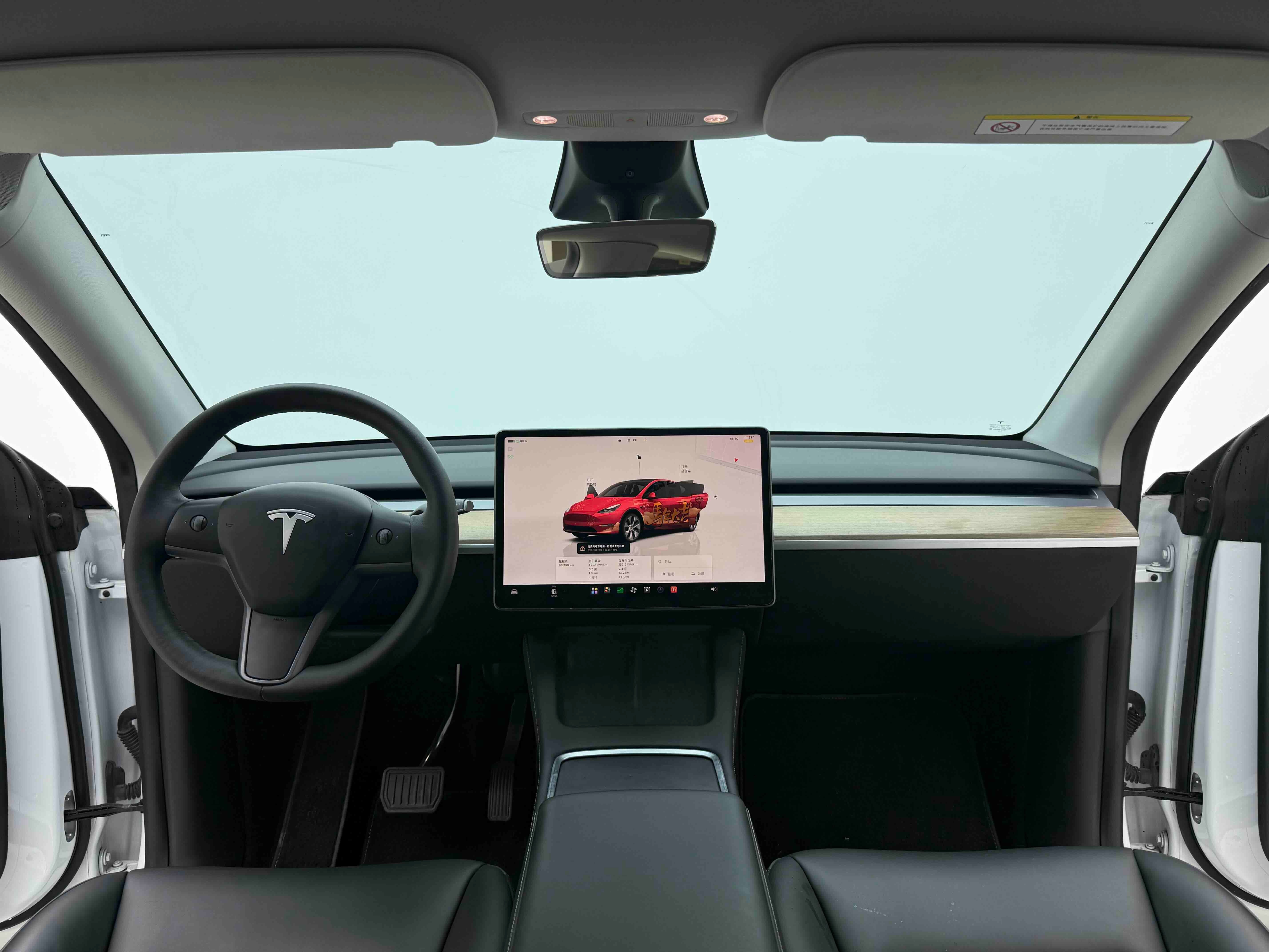 Tesla Model Y 2022 car image #12