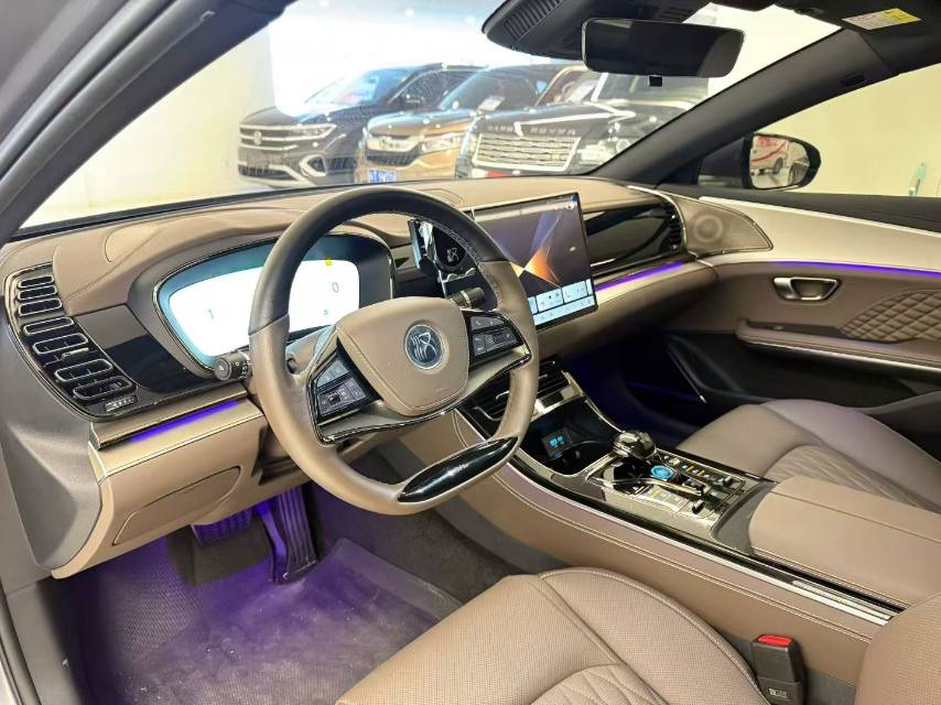 BYD Han 2024 car image #6