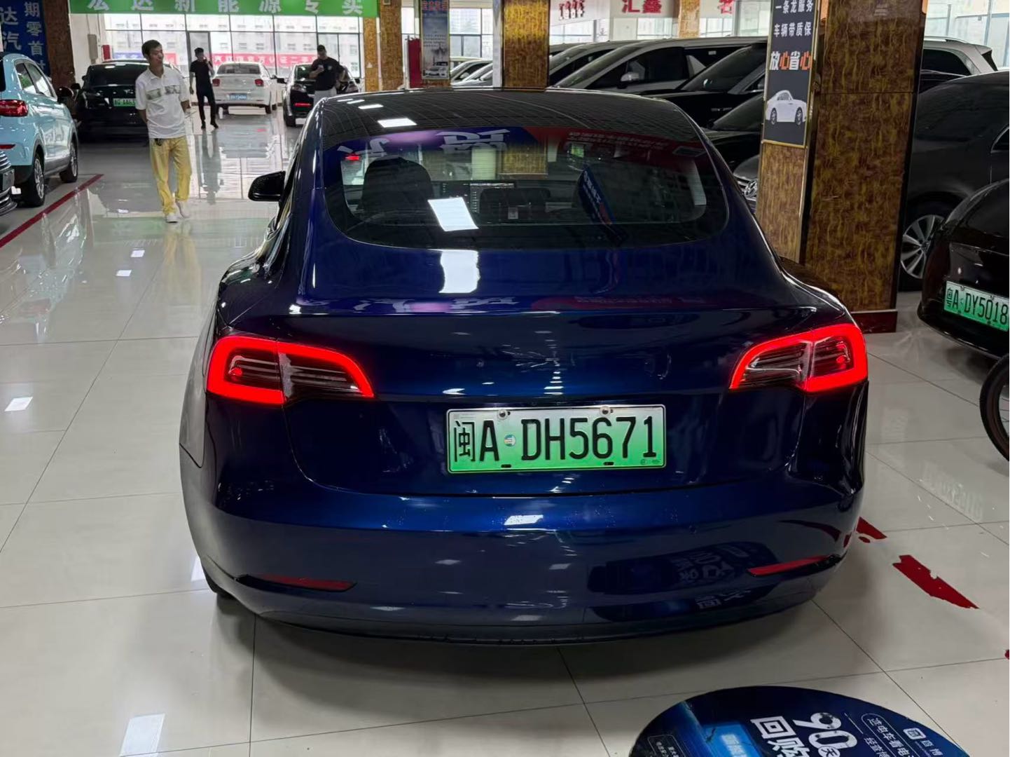 Tesla Model 3 2021 #9 Tesla Model 3 2021 car image #9