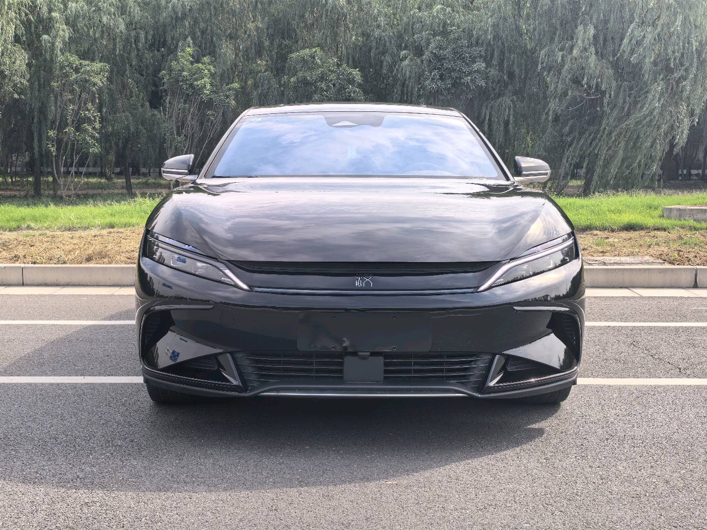 BYD Han 2023 car image #4