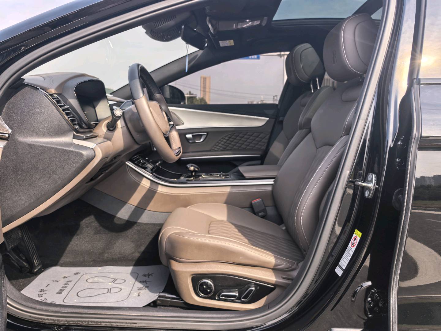 BYD Han 2023 car image #7