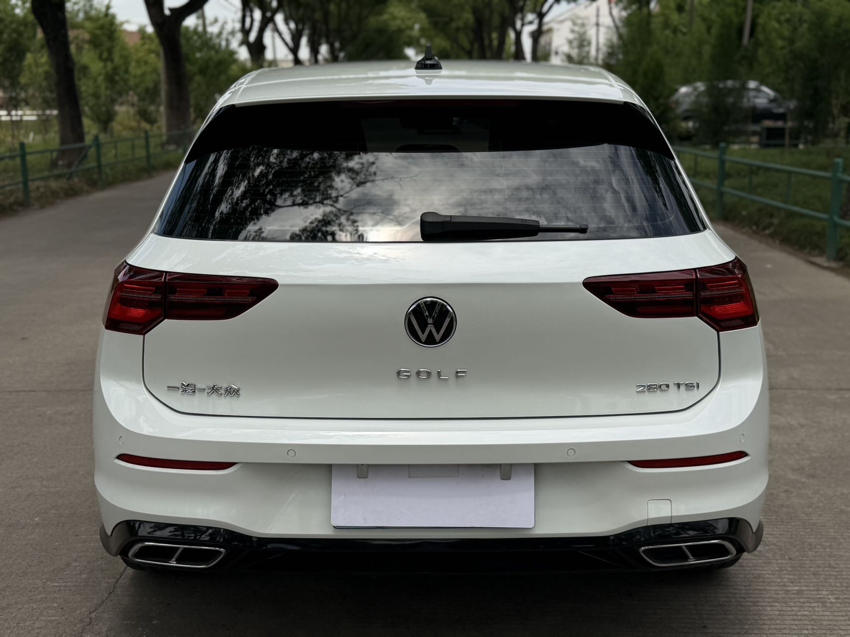 Volkswagen Golf 2022 car image #13