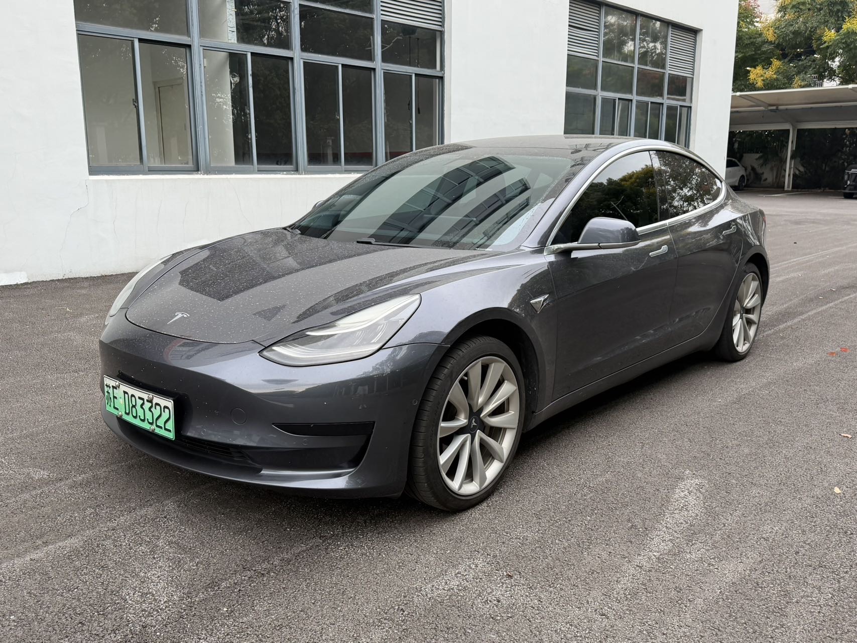 Tesla Model 3 2020 car image #2