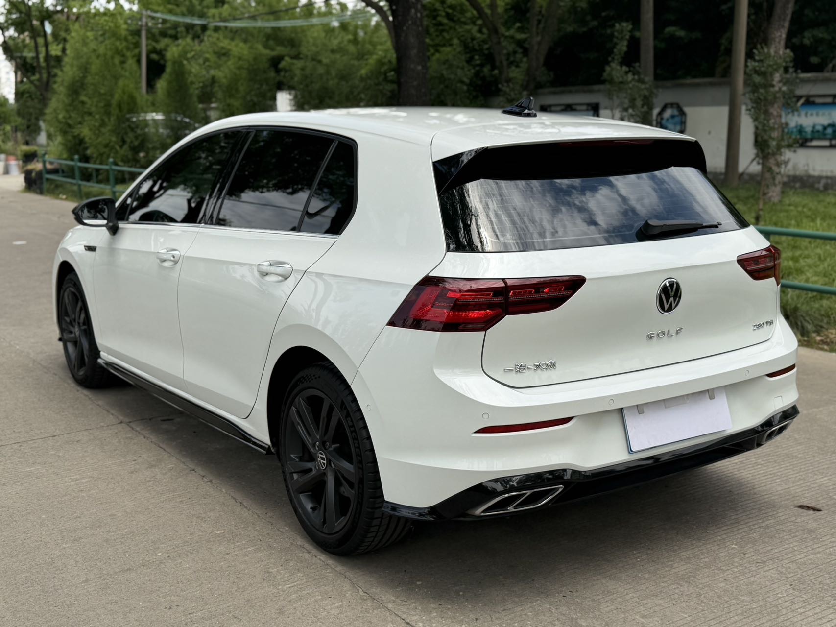 Volkswagen Golf 2022 car image #14