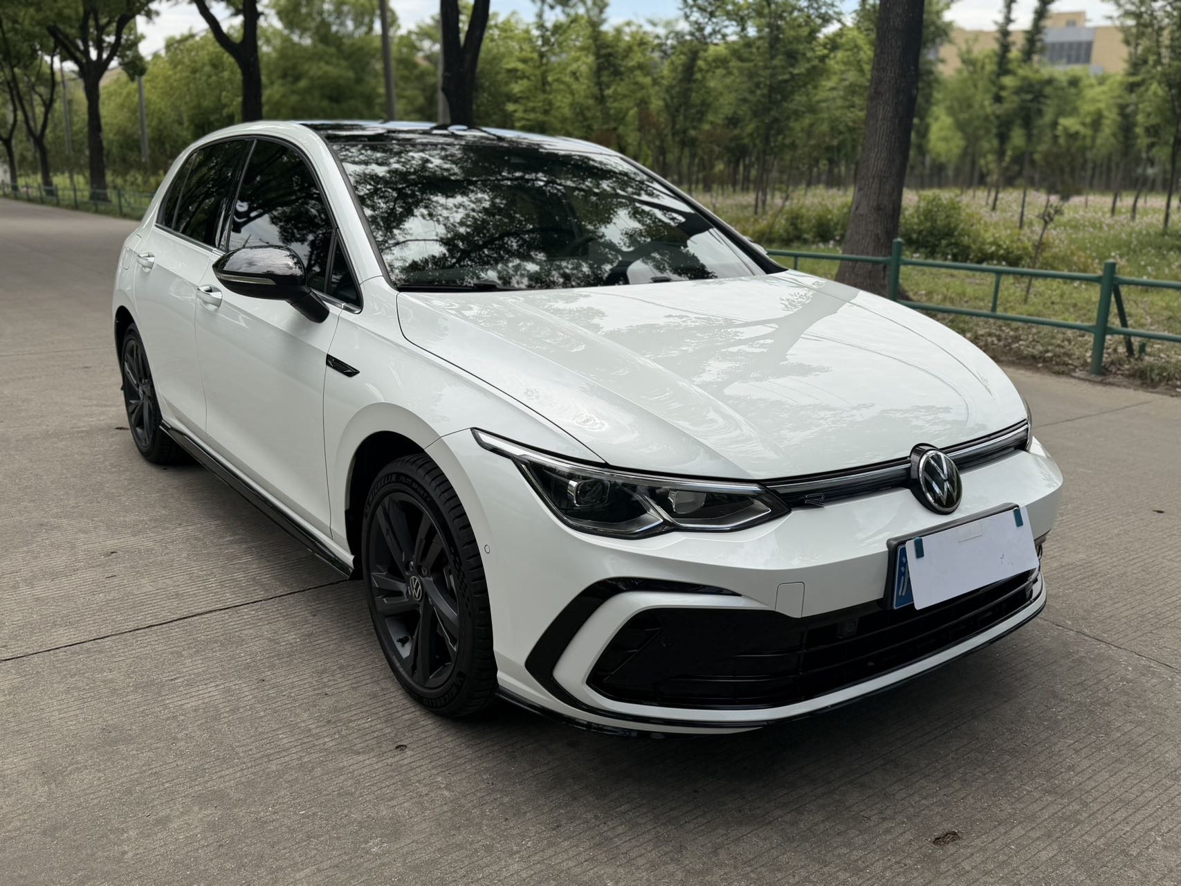 Volkswagen Golf 2022 car image #5