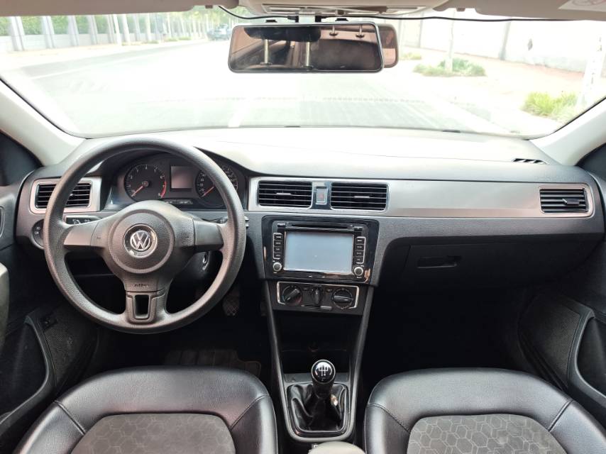 Volkswagen Santana 2016 car image #7