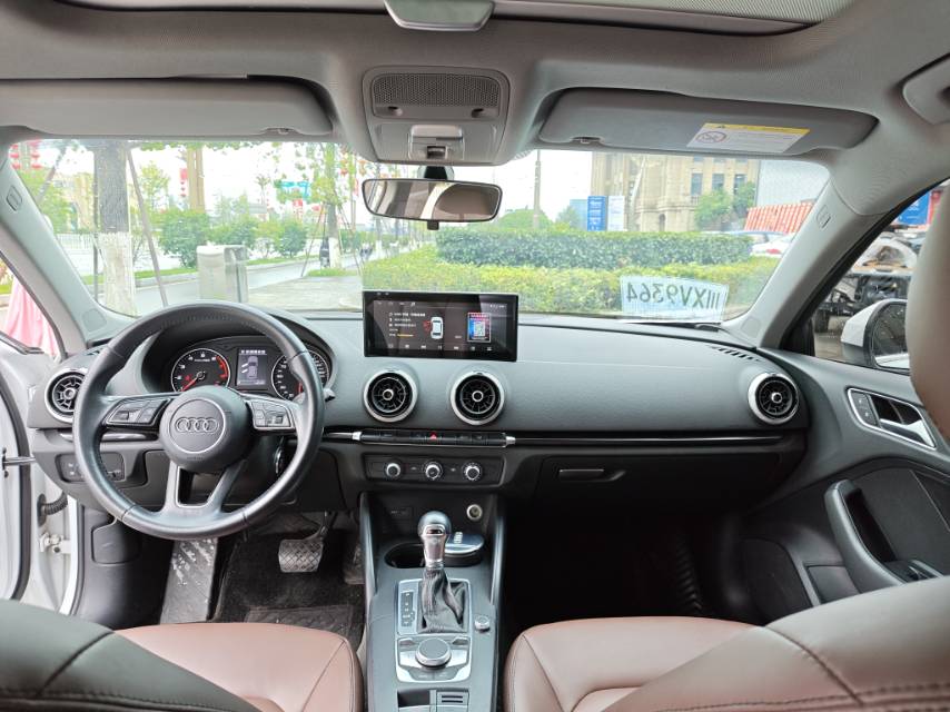 Audi A3 2018 car image #7