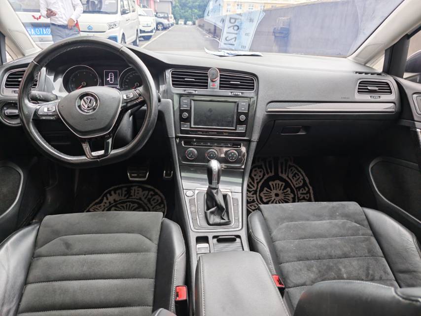 Volkswagen Golf 2018 #8 Volkswagen Golf 2018 car image #8