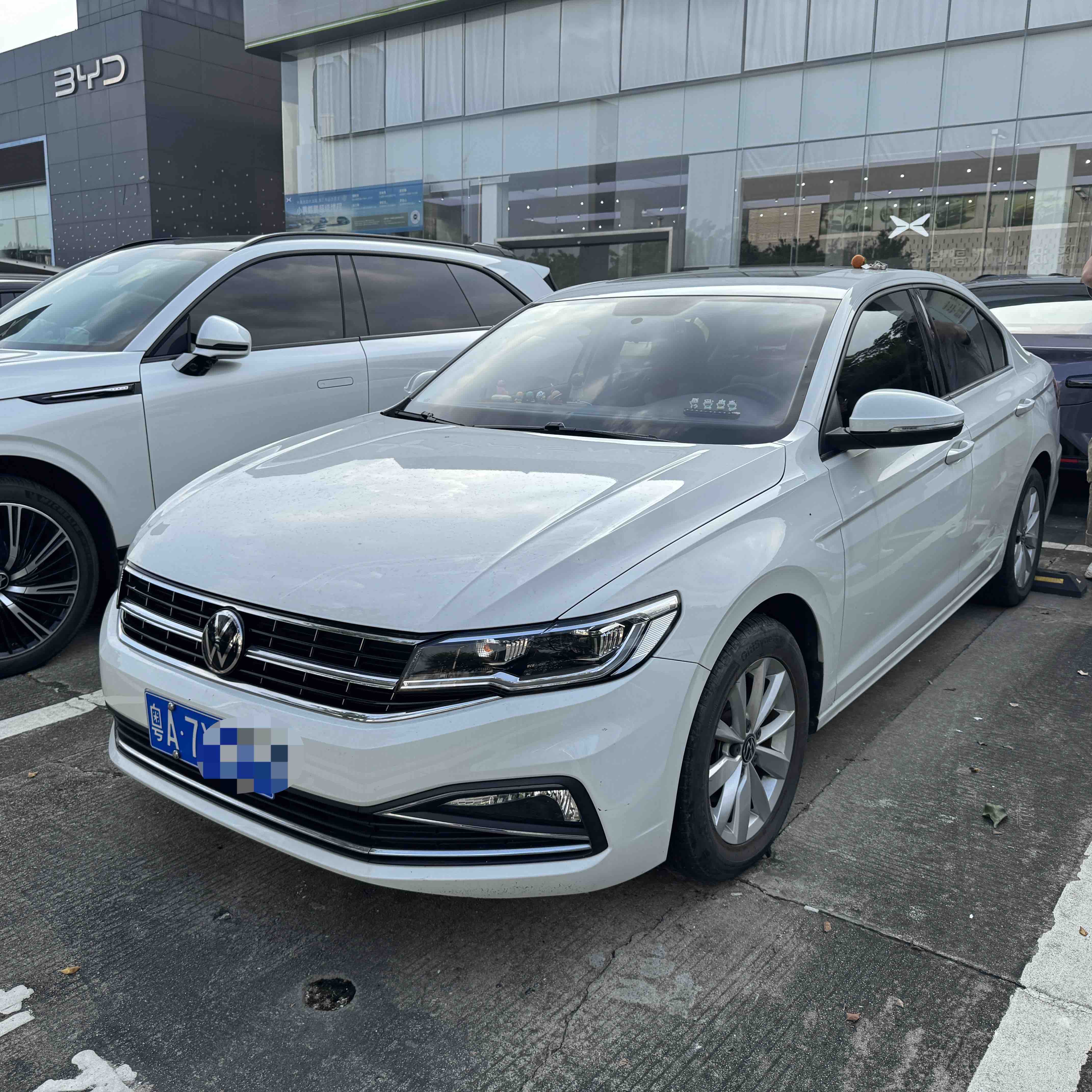 Volkswagen Bora 2022 car image #2
