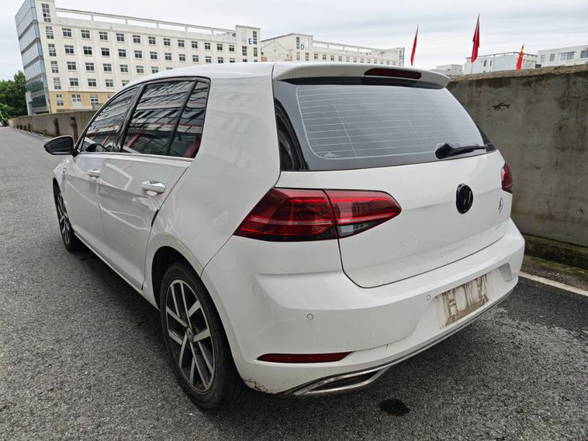 Volkswagen Golf 2018 #9 Volkswagen Golf 2018 car image #9