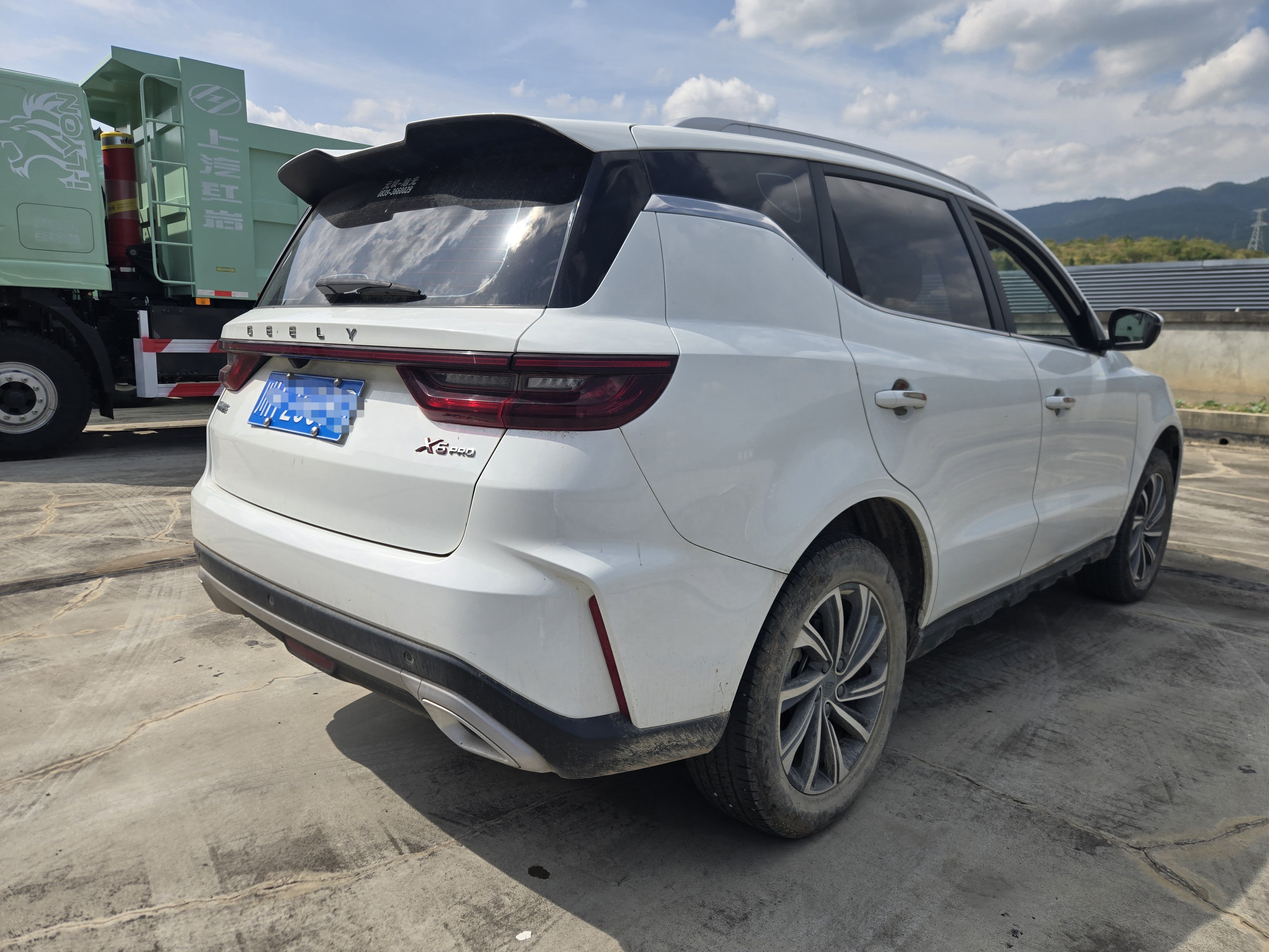 GEELY Vision X6 2023 #4 GEELY Vision X6 2023 car image #4