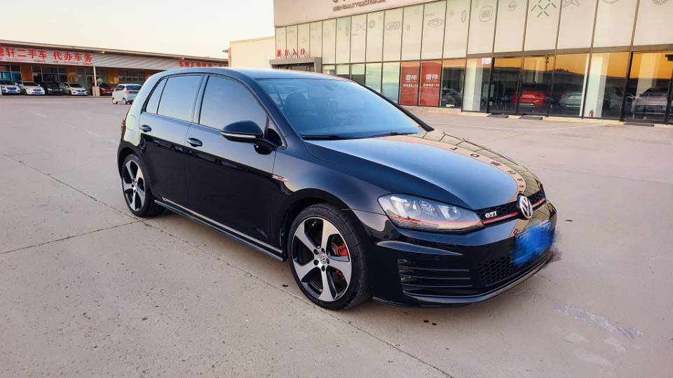Volkswagen GolfGTI 2015 immagine di auto #5