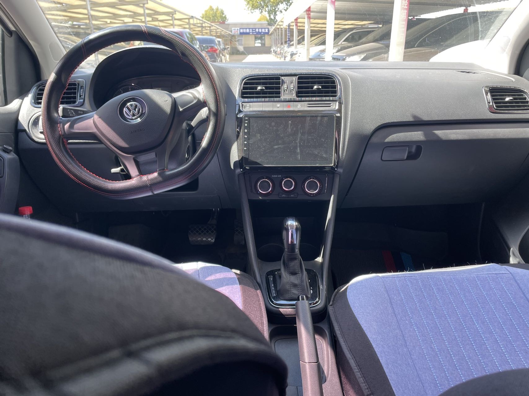 Volkswagen Polo 2018 car image #6
