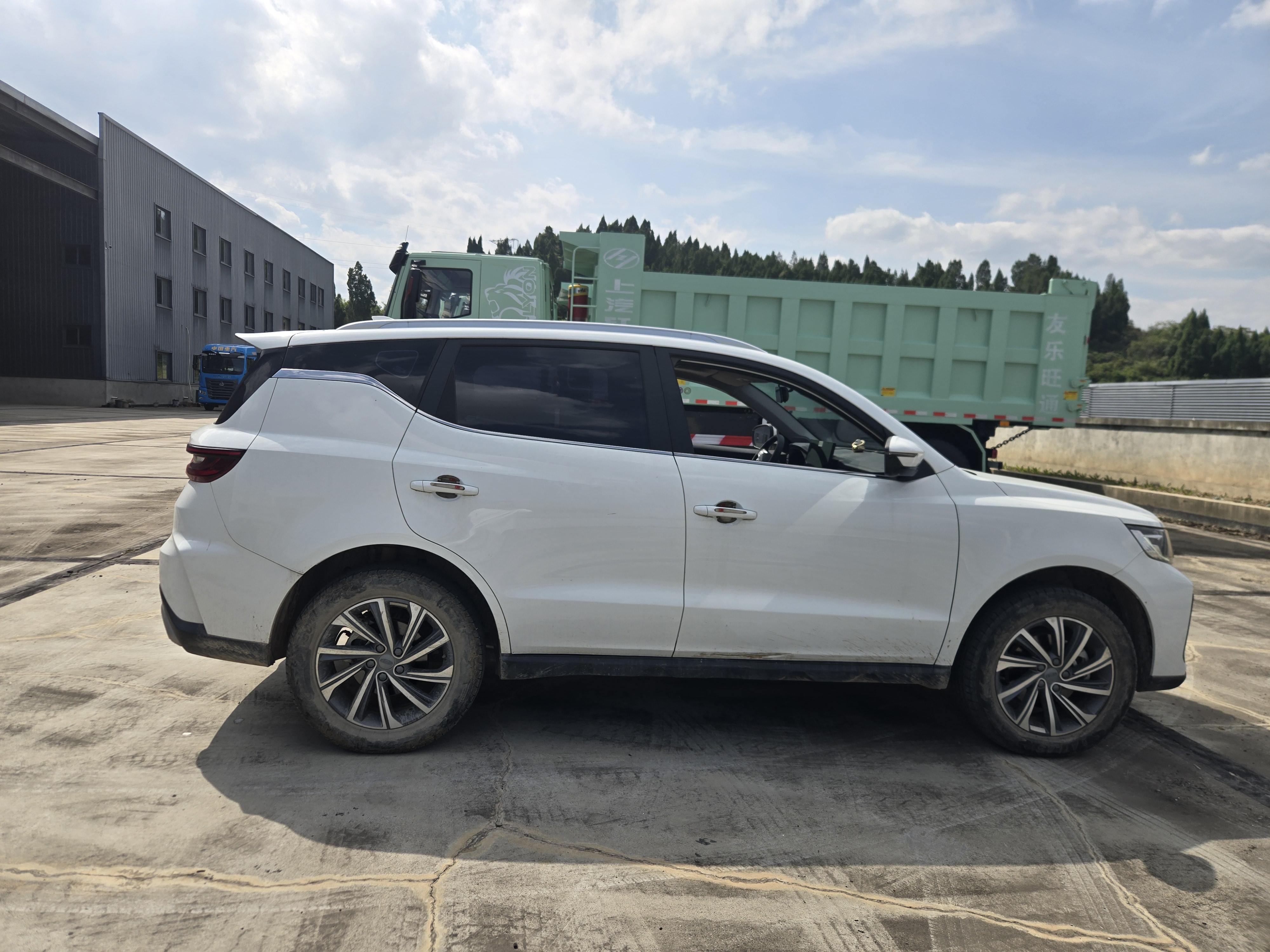 GEELY Vision X6 2023 #9 GEELY Vision X6 2023 car image #9