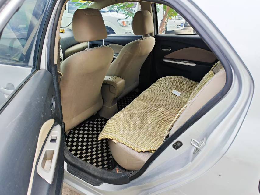Toyota Vios 2010 #7 Toyota Vios 2010 car image #7