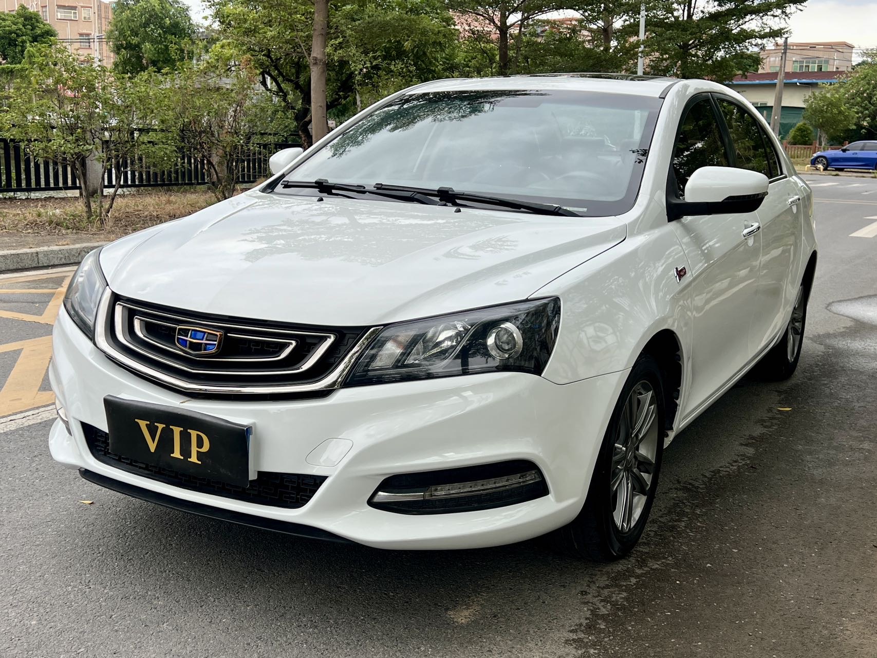 GEELY Emgrand 2017 #2 GEELY Emgrand 2017 car image #2