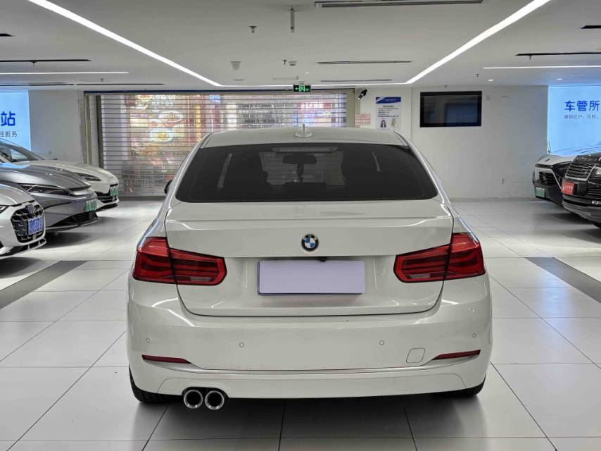 BMW 3 Series 2018 #10 BMW 3 Series 2018 car image #10