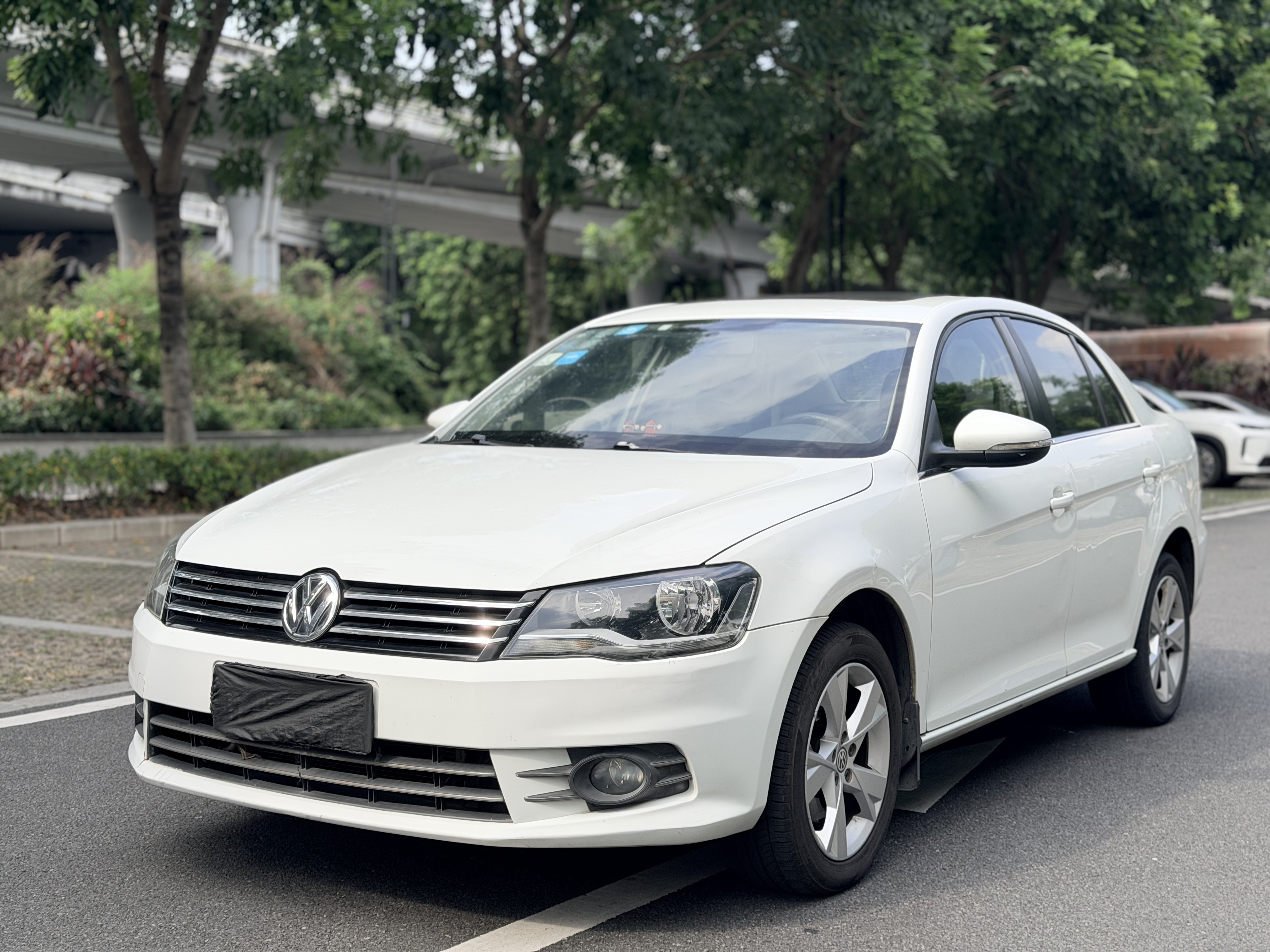 Volkswagen Bora 2013 immagine di auto #2