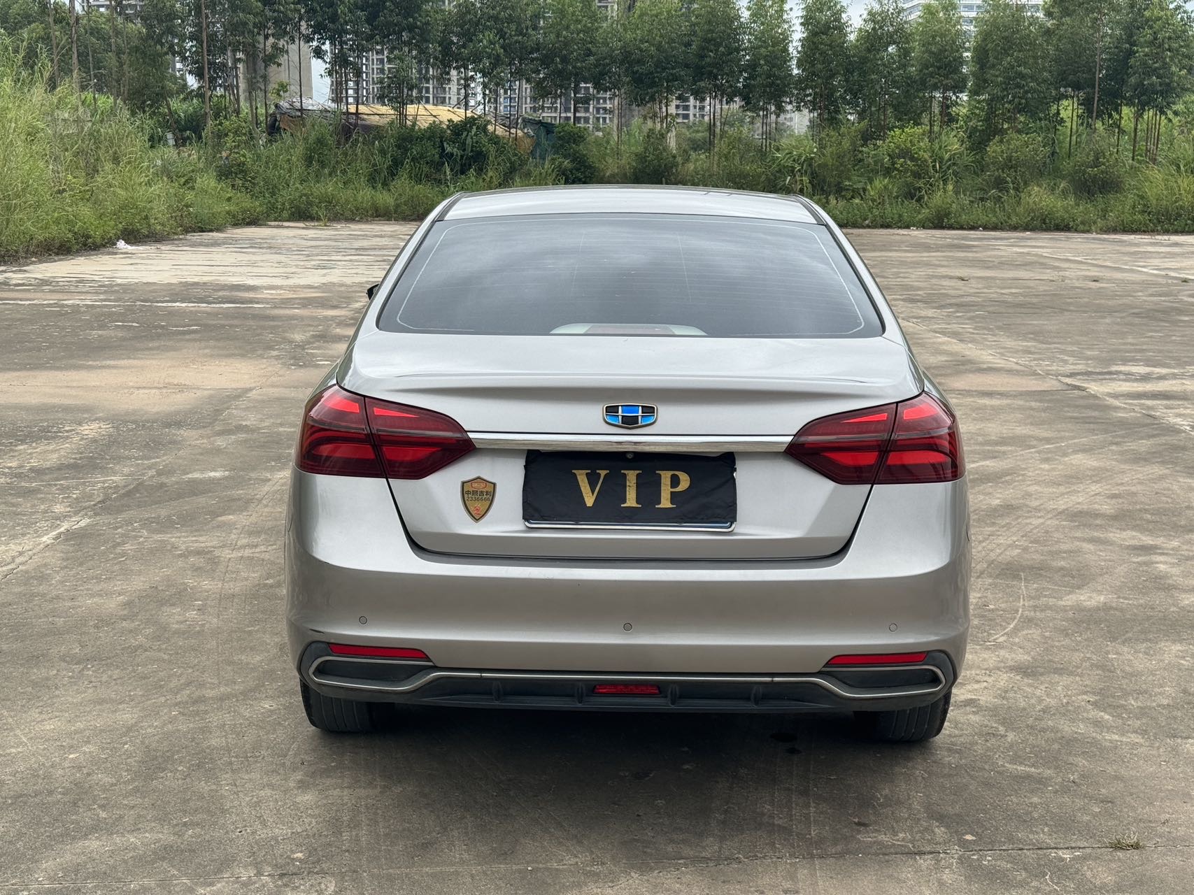 GEELY Emgrand 2019 car image #6