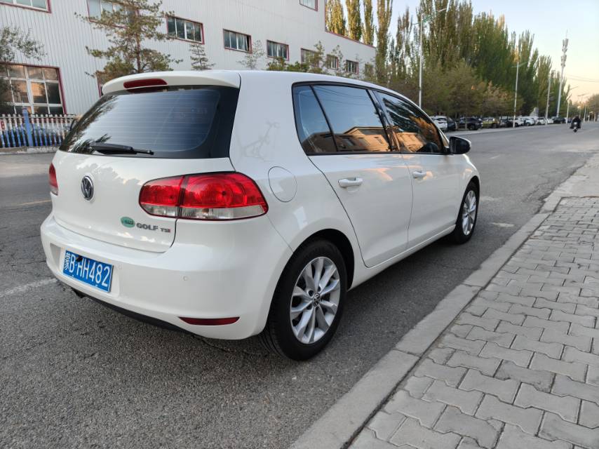 Volkswagen Golf 2011 #9 Volkswagen Golf 2011 صورة سيارة #9