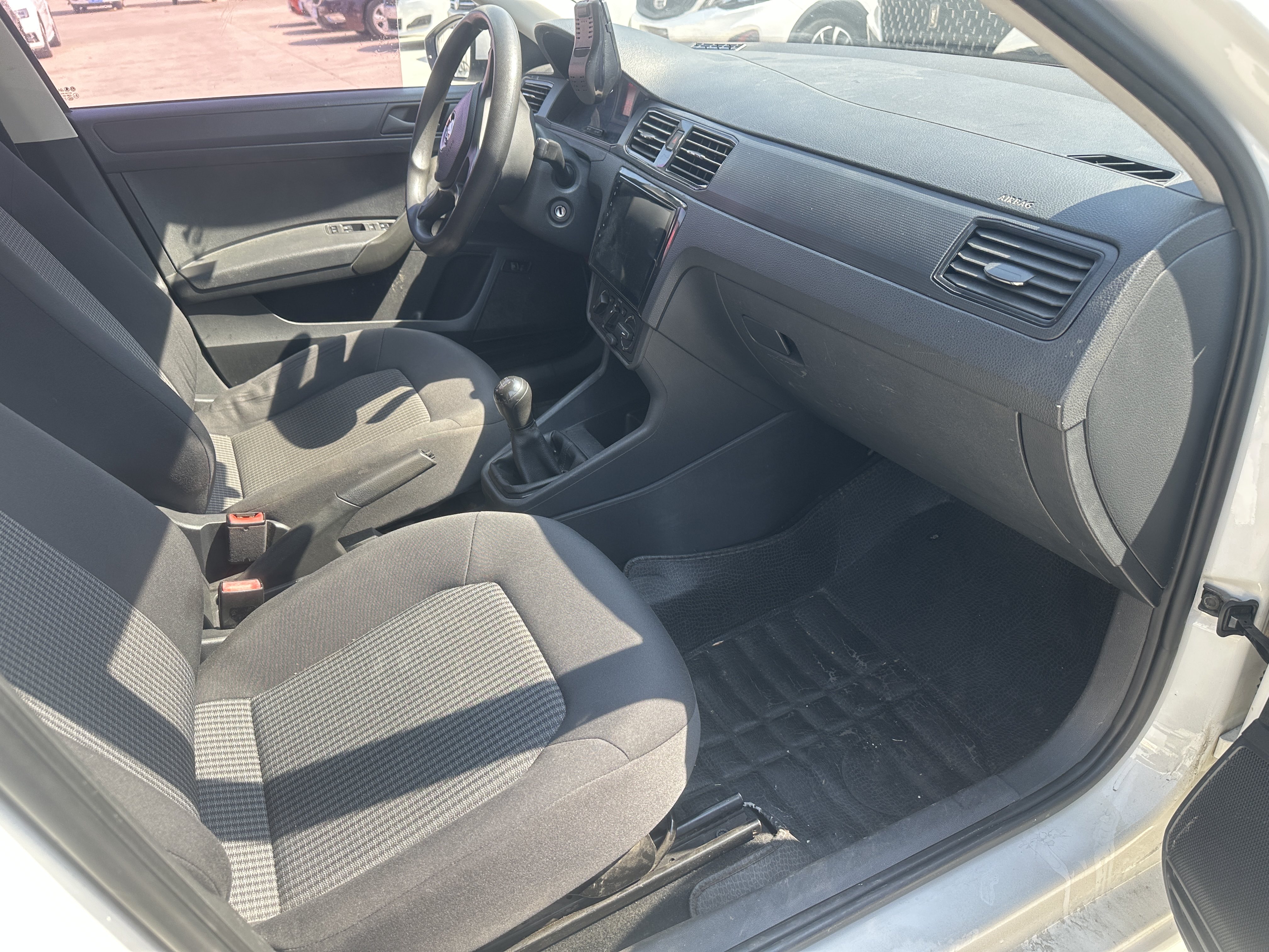 Volkswagen Santana 2017 #7 Volkswagen Santana 2017 car image #7
