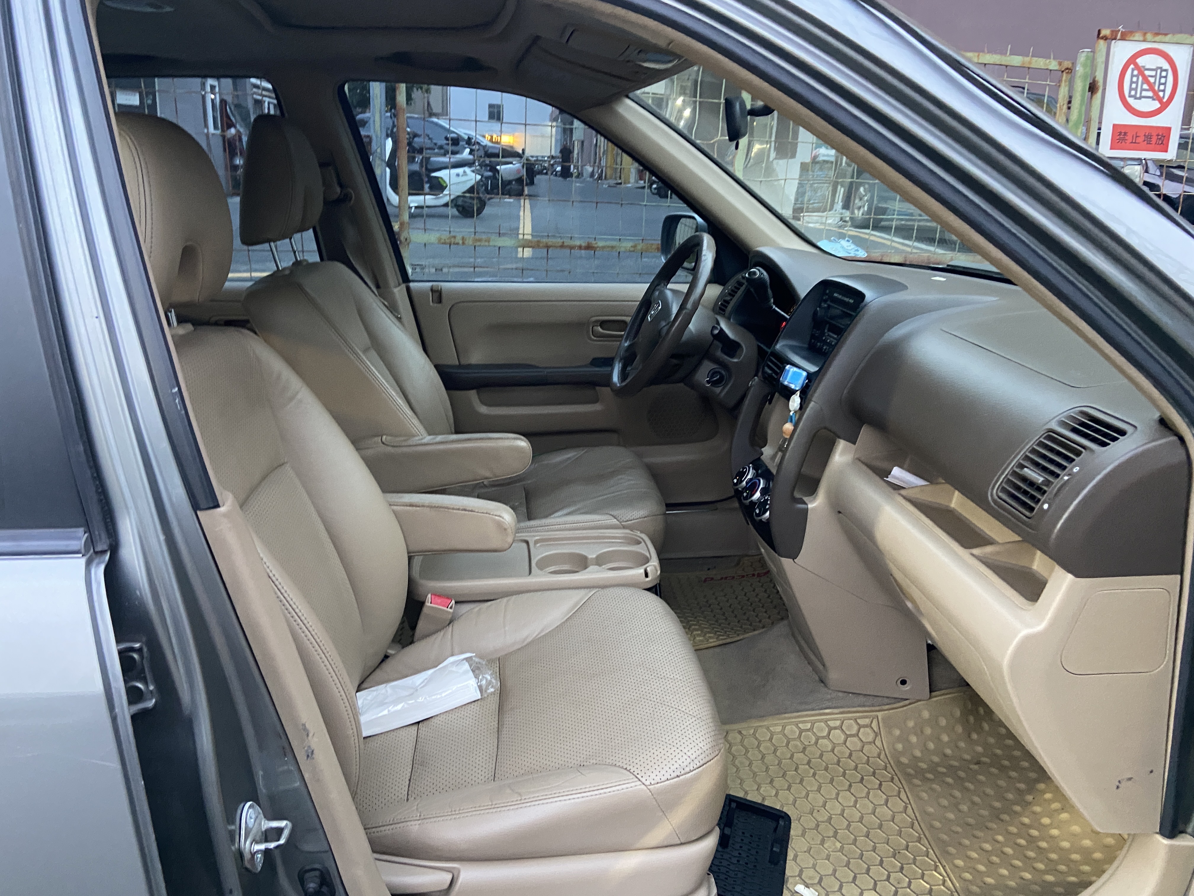 Honda CR-V 2006 صورة سيارة #9
